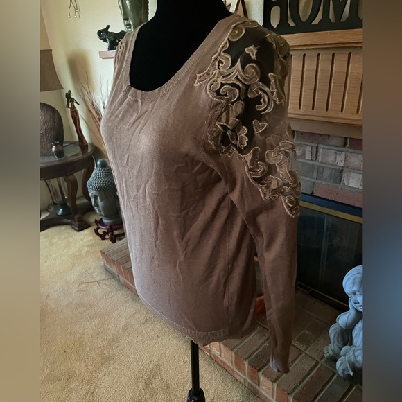 SWEATER SIZE L - Picture 4 of 6